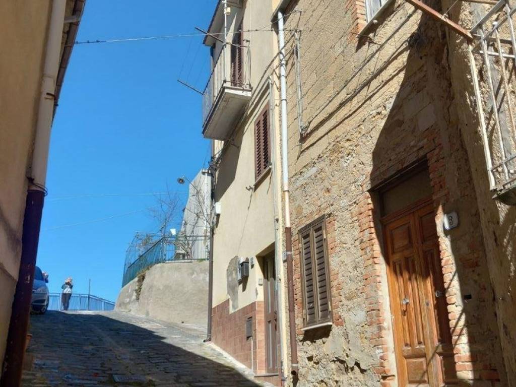 Villa a Nicosia in Via Belviso, 58 - Foto 2