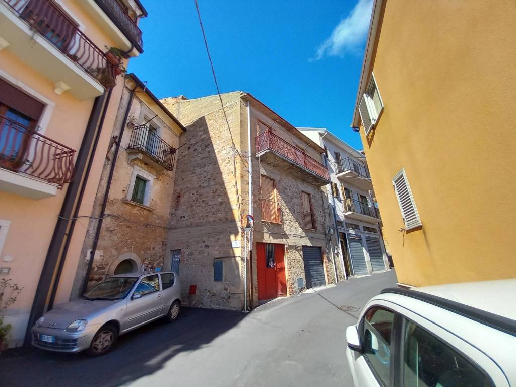 Villa a Nicosia in Via Belviso, 58 - Foto 3