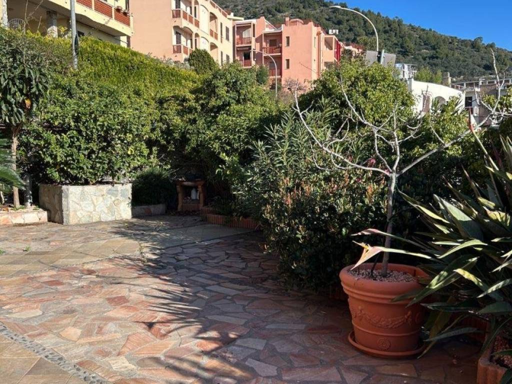 Appartamento a Ceriale in Via Chioso e Loro, 7 - Foto 4