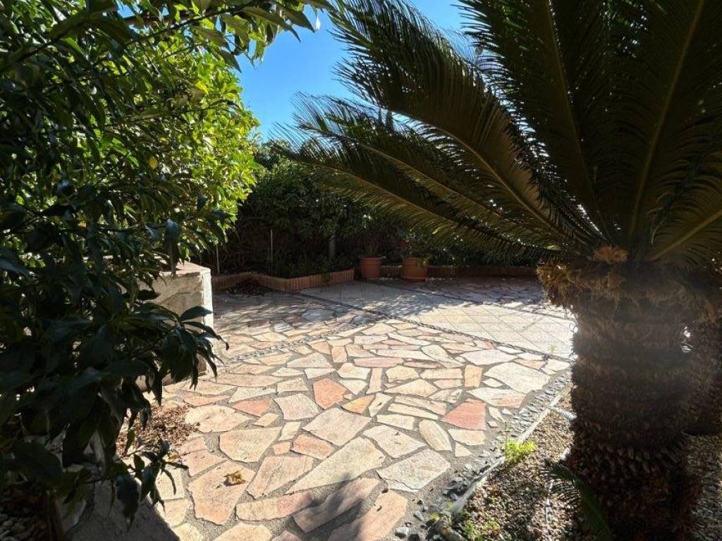 Appartamento a Ceriale in Via Chioso e Loro, 7 - Foto 5