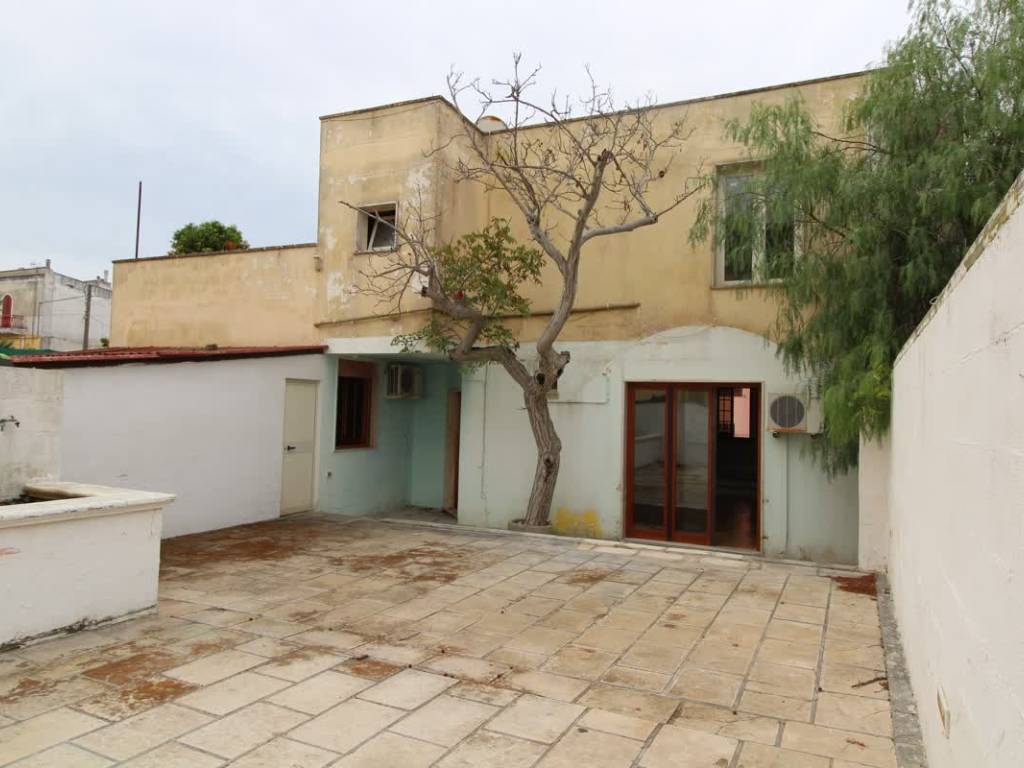 Villa a Alezio in Via Giuseppe Garibaldi, 125 - Foto 5