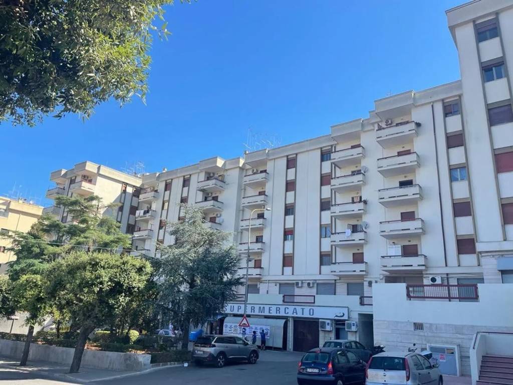 Appartamento a Martina franca in Viale della Stazione - Foto 2