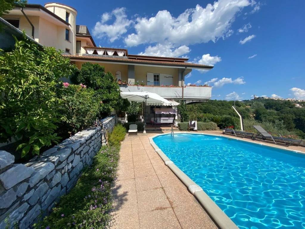 Villa a Castelnuovo magra - Foto 2