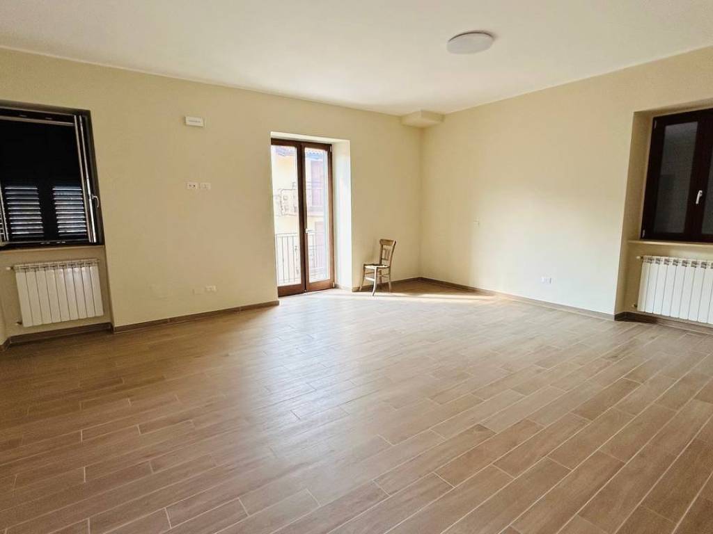 Casa indipendente a Falerna in Via Roma - Foto 3