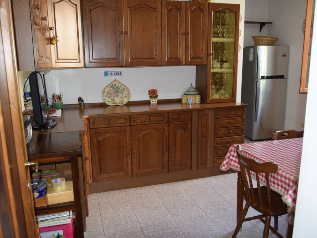 Appartamento a Foligno in Viale Umbria - Foto 2