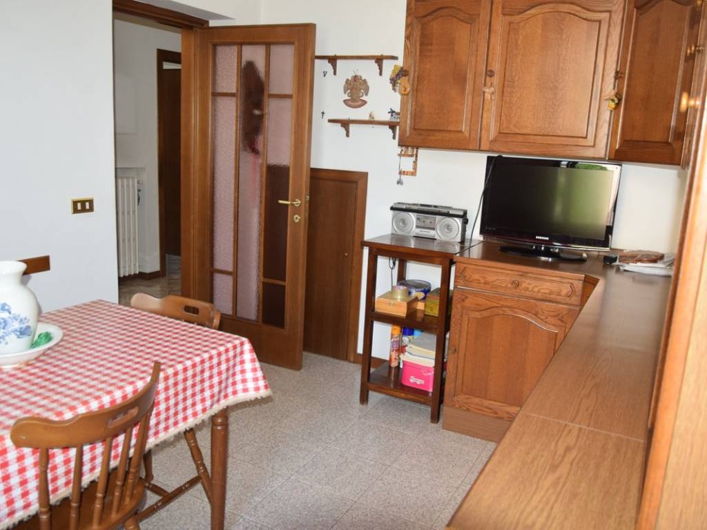 Appartamento a Foligno in Viale Umbria - Foto 3