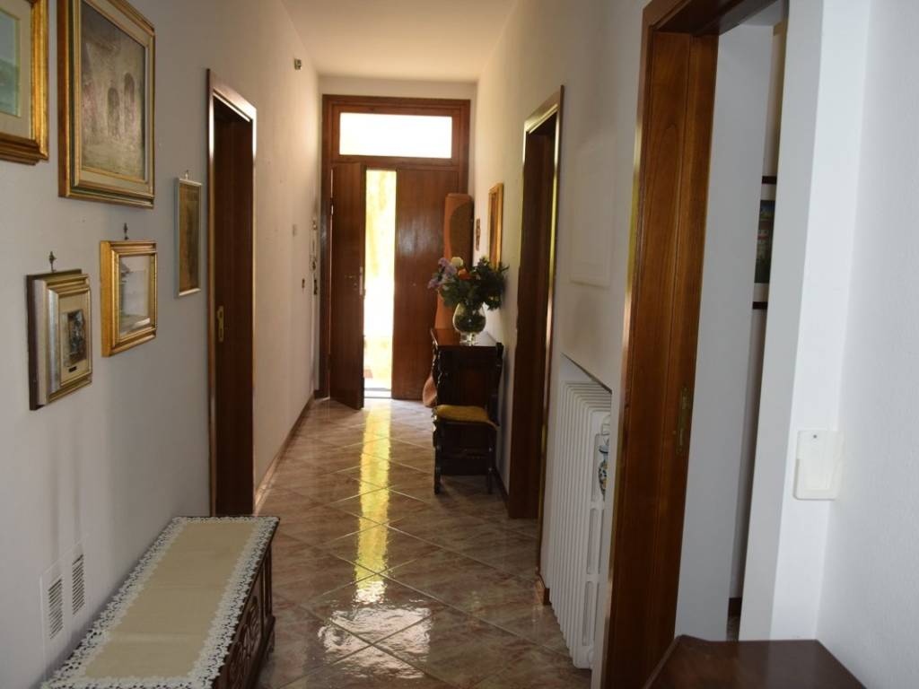 Appartamento a Foligno in Viale Umbria - Foto 5