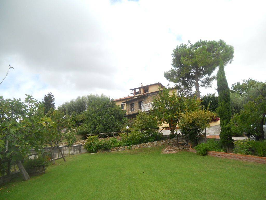 Villa a Castelnuovo magra in Via Palvotrisia, 92 - Foto 5