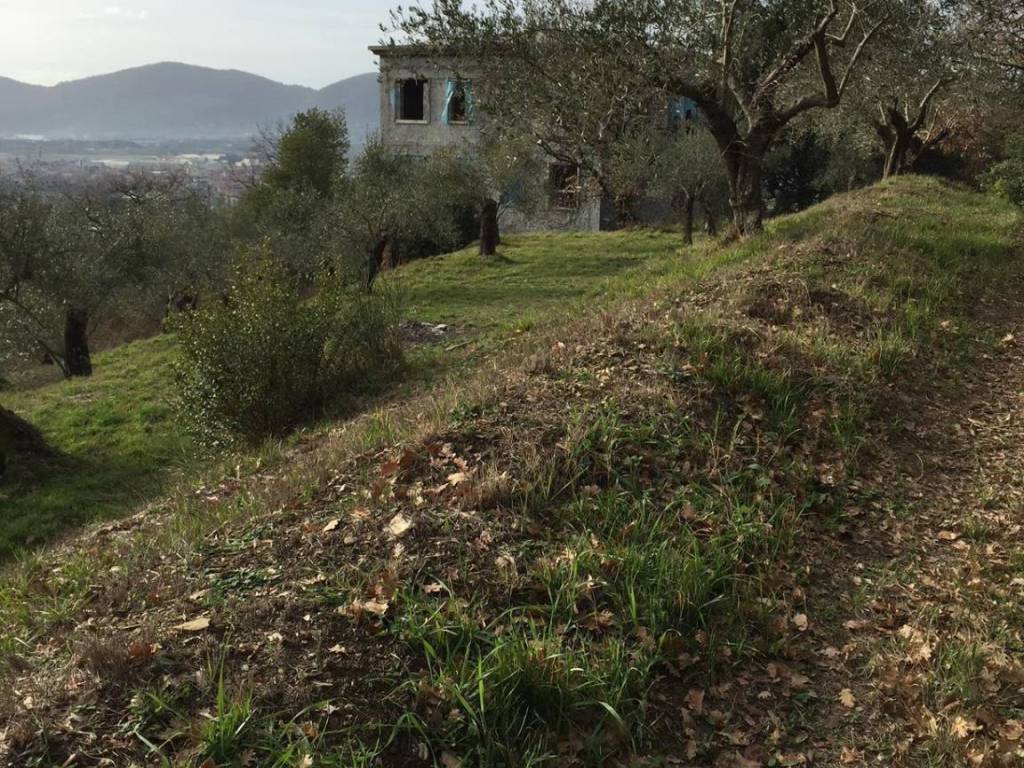 Villa a Castelnuovo magra in Via Montefrancio, 82 - Foto 3
