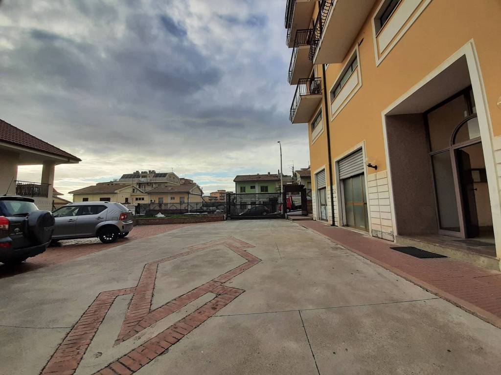 Immobile a Lamezia terme in Via Michelangelo Buonarroti, 1 - Foto 2