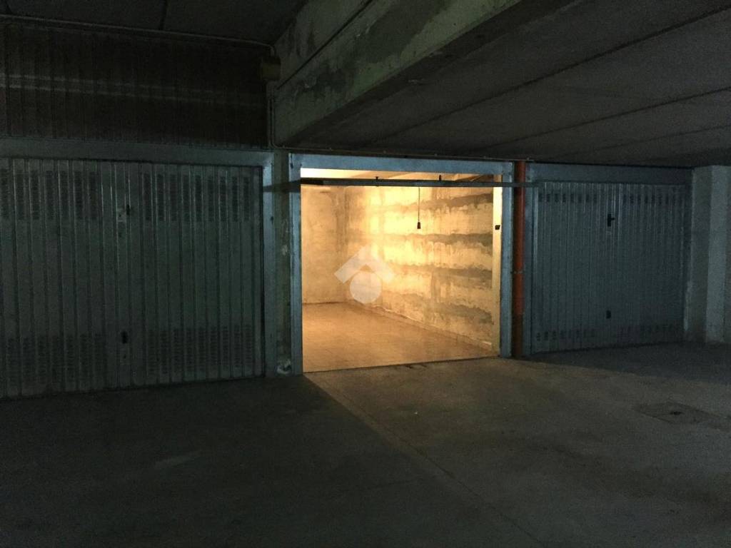 Box / garage a Mezzago in Via STEFANO BIFFI, 32 - Foto 4
