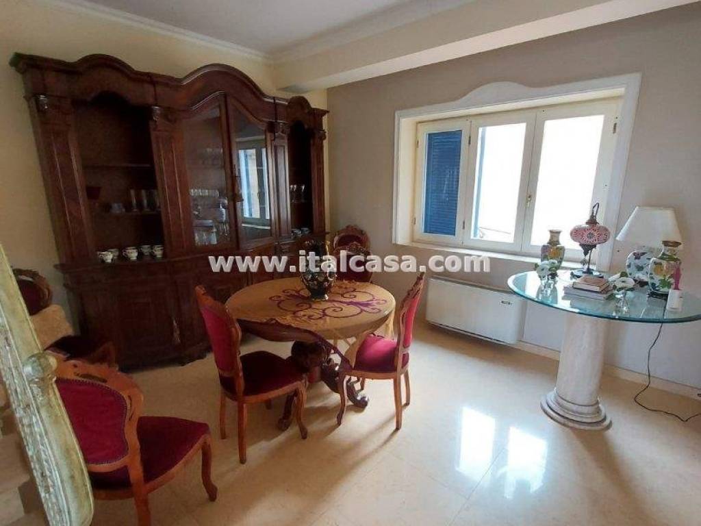 Villa a Crotone in Viale Magna Grecia - Foto 5