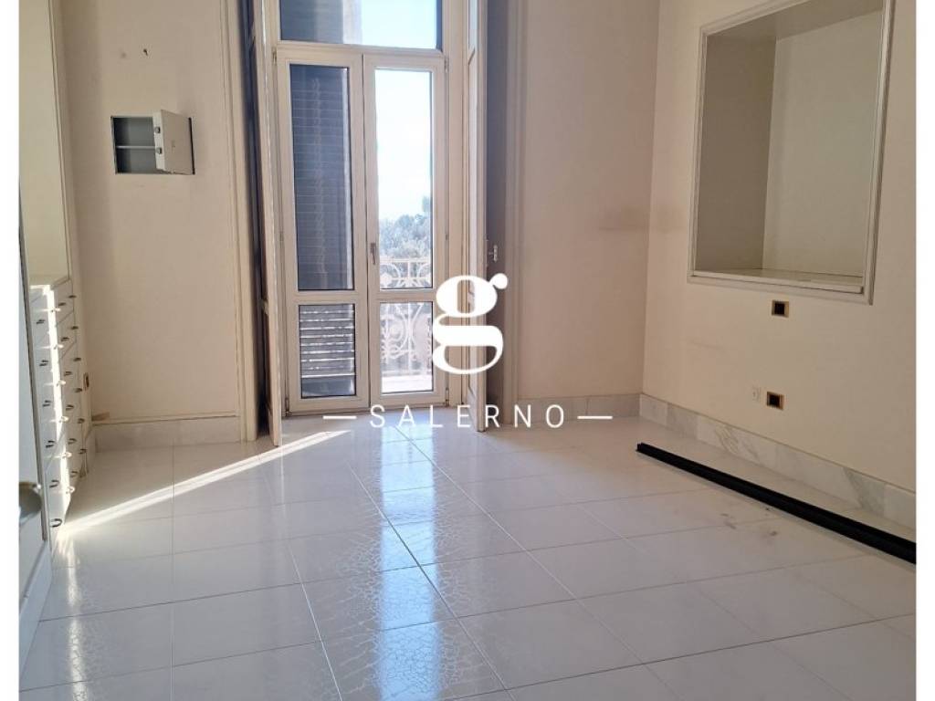 Appartamento a Salerno in Corso Giuseppe Garibaldi - Foto 5