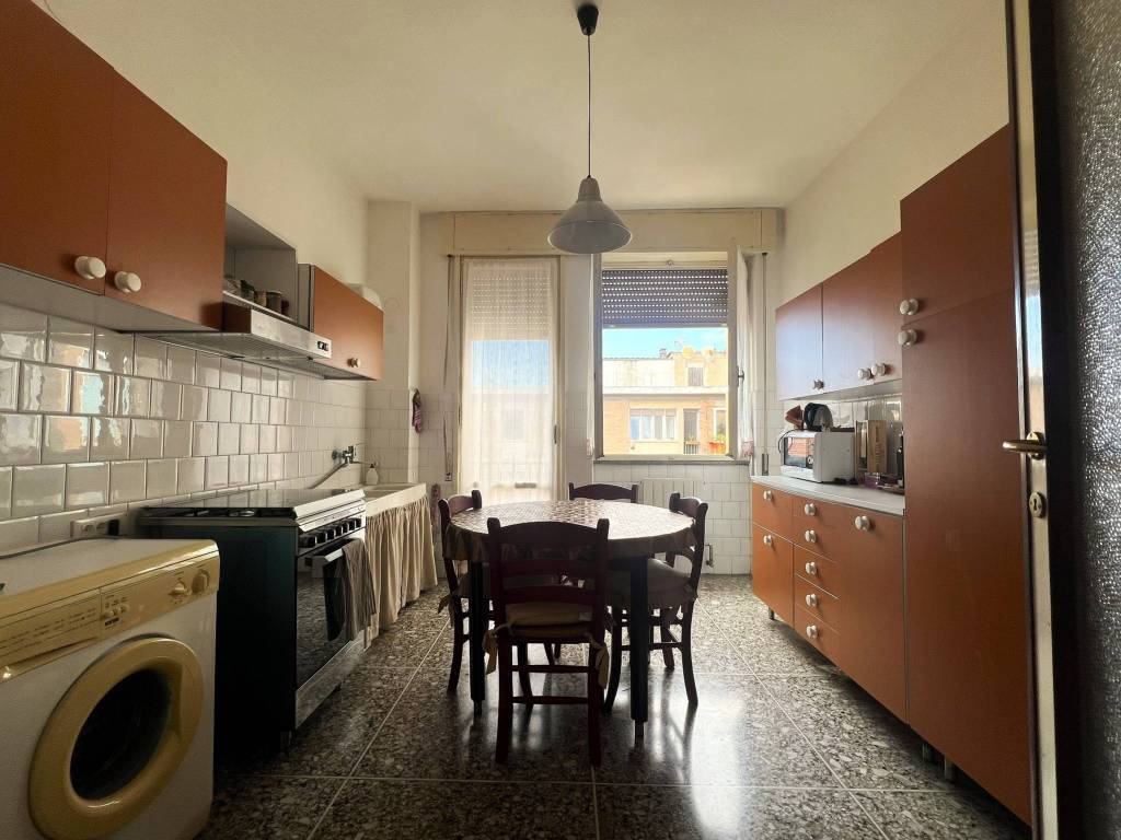 Appartamento a Pisa in Largo Ciro Menotti - Foto 2