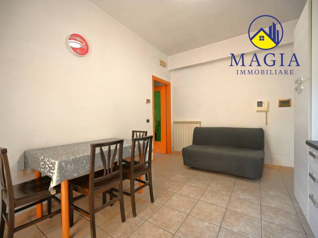 Appartamento a San benedetto del tronto in viale europa, 106 - Foto 2