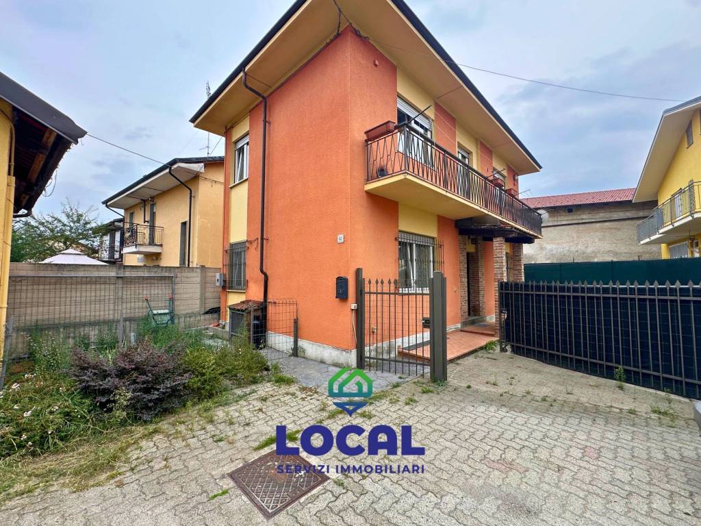 Villa a Busca in Via Tarantasca, 92 - Foto 3