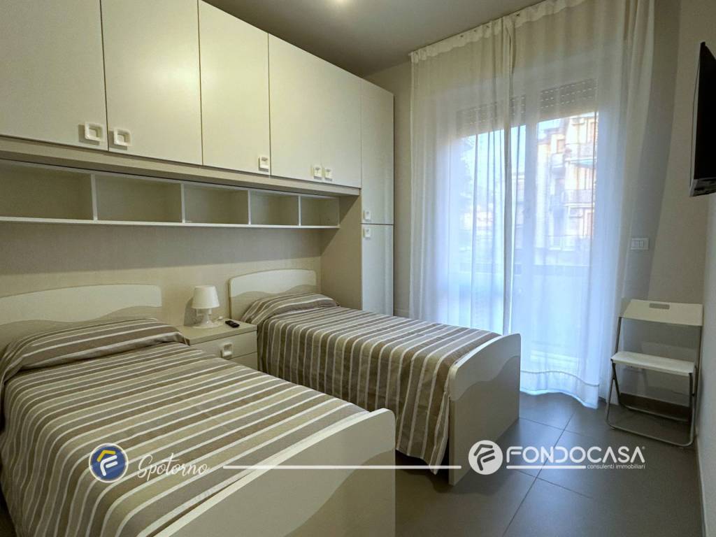 Appartamento a Spotorno in Via Liguria - Foto 4
