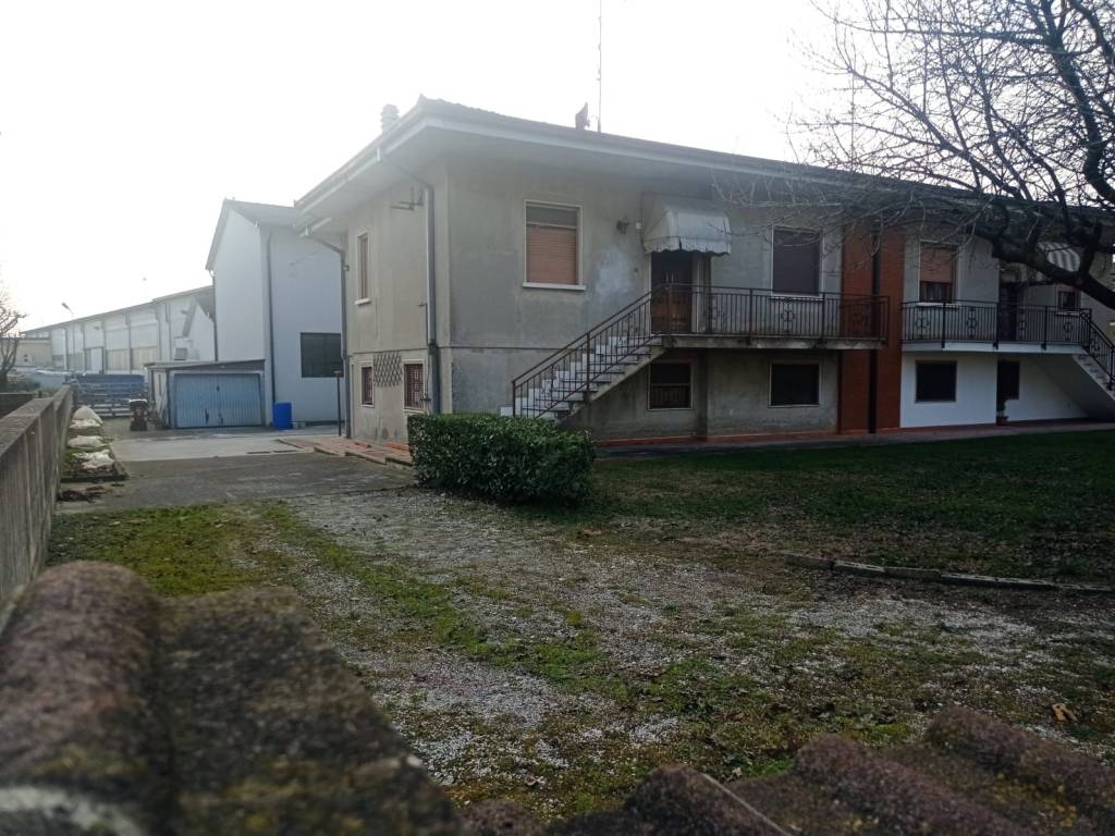 Villa a Medole in Strada Marchionale - Foto 2