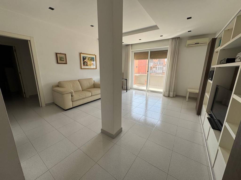 Appartamento a Taranto in Via Lago di Bolsena, 6 - Foto 4