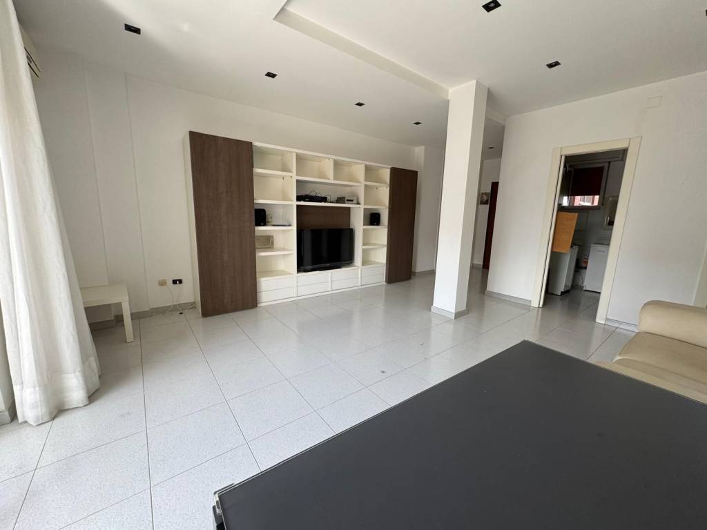 Appartamento a Taranto in Via Lago di Bolsena, 6 - Foto 5