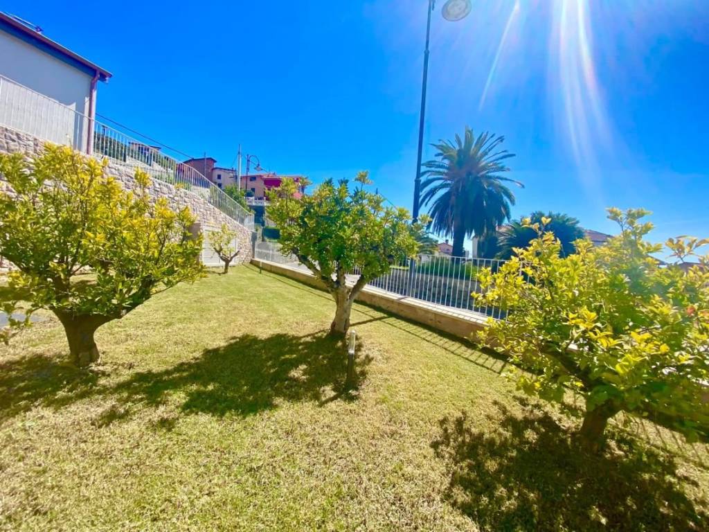 Appartamento a La spezia in Via Amerigo Vespucci - Foto 2