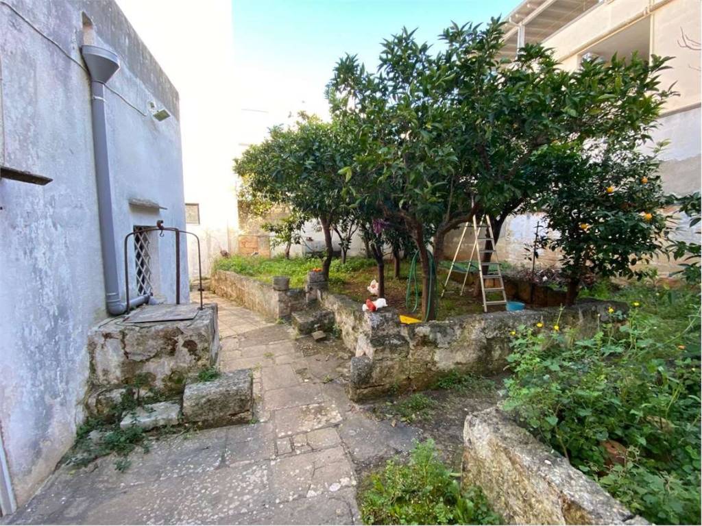 Casa indipendente a Casarano in via vittorio emanuele 2, 64 - Foto 4
