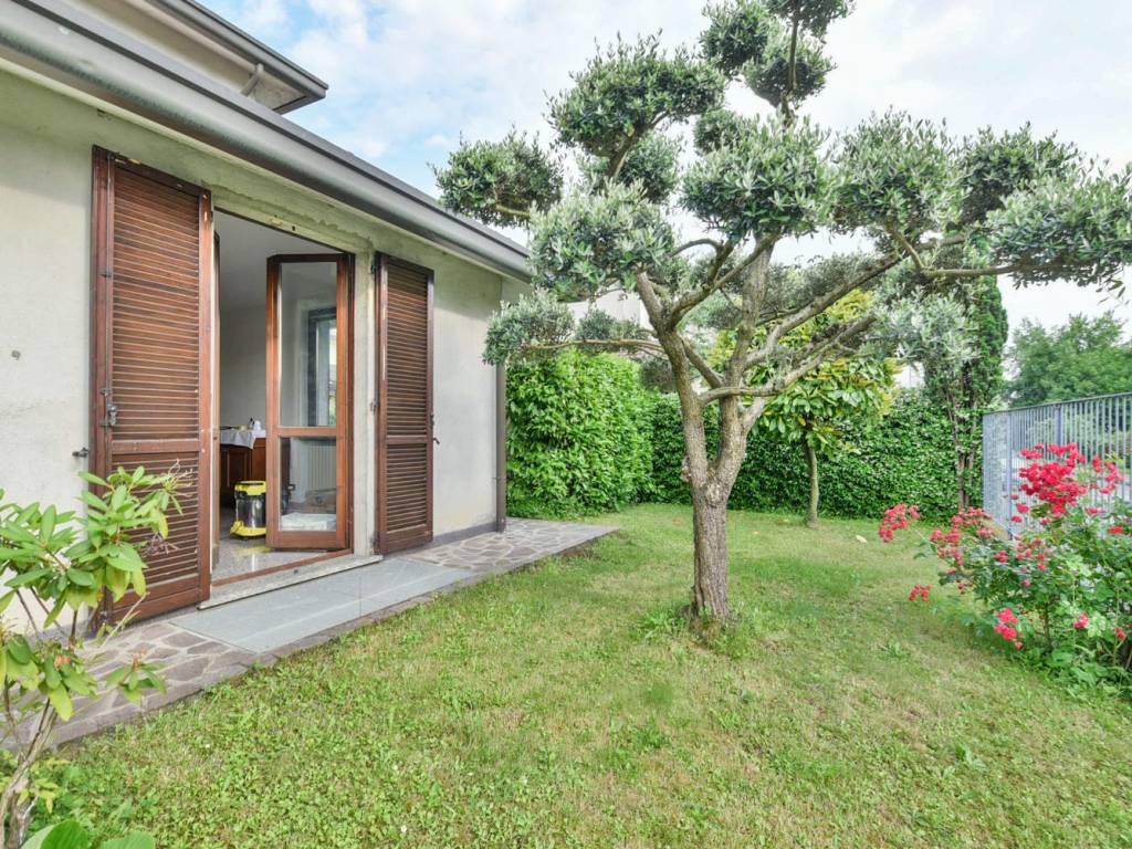 Villa a Oggiono in Via 1 Maggio - Foto 5