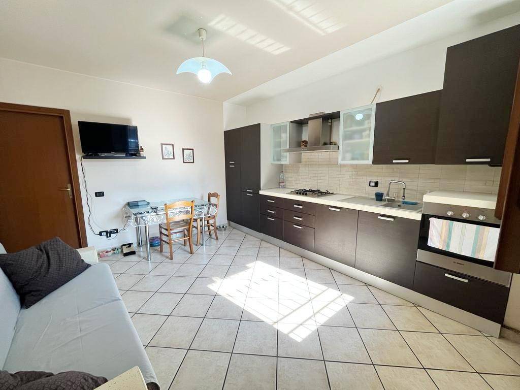 Appartamento a Cislago in Via Dante Alighieri - Foto 2