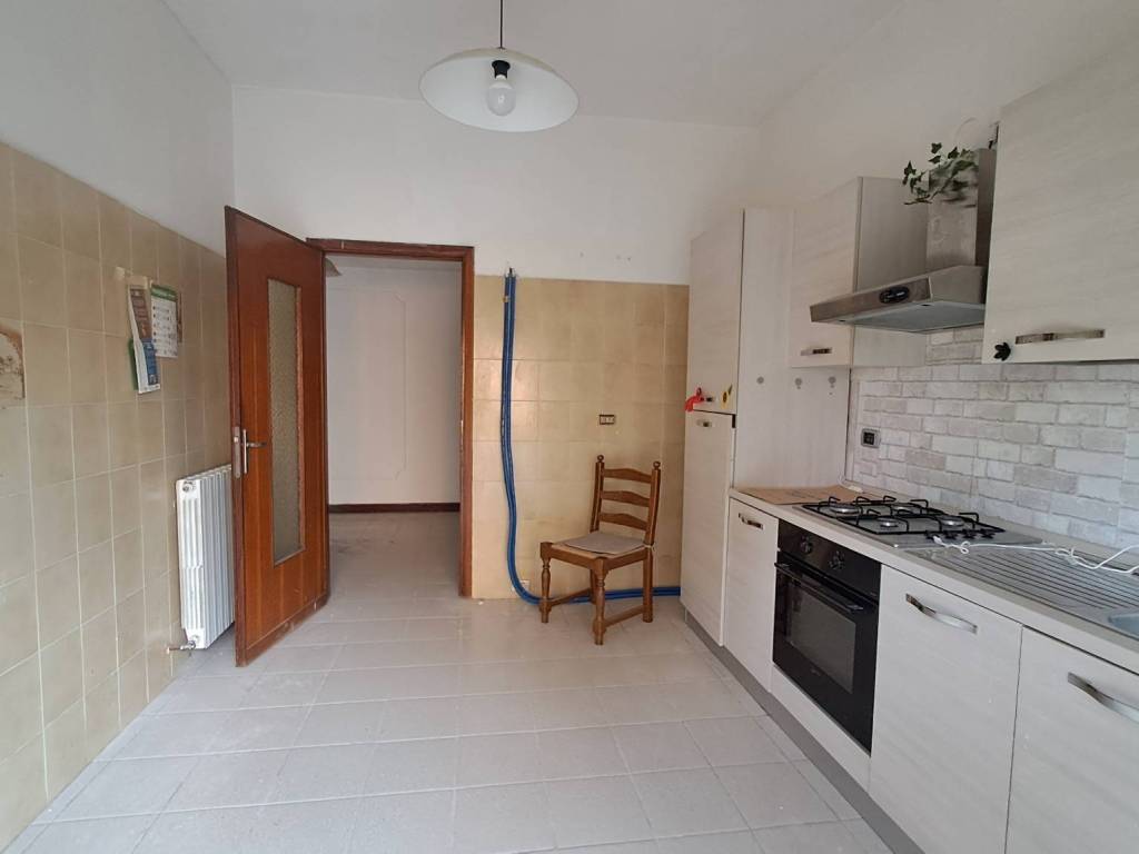 Appartamento a Vado ligure in Via Sabazia, 68 - Foto 2