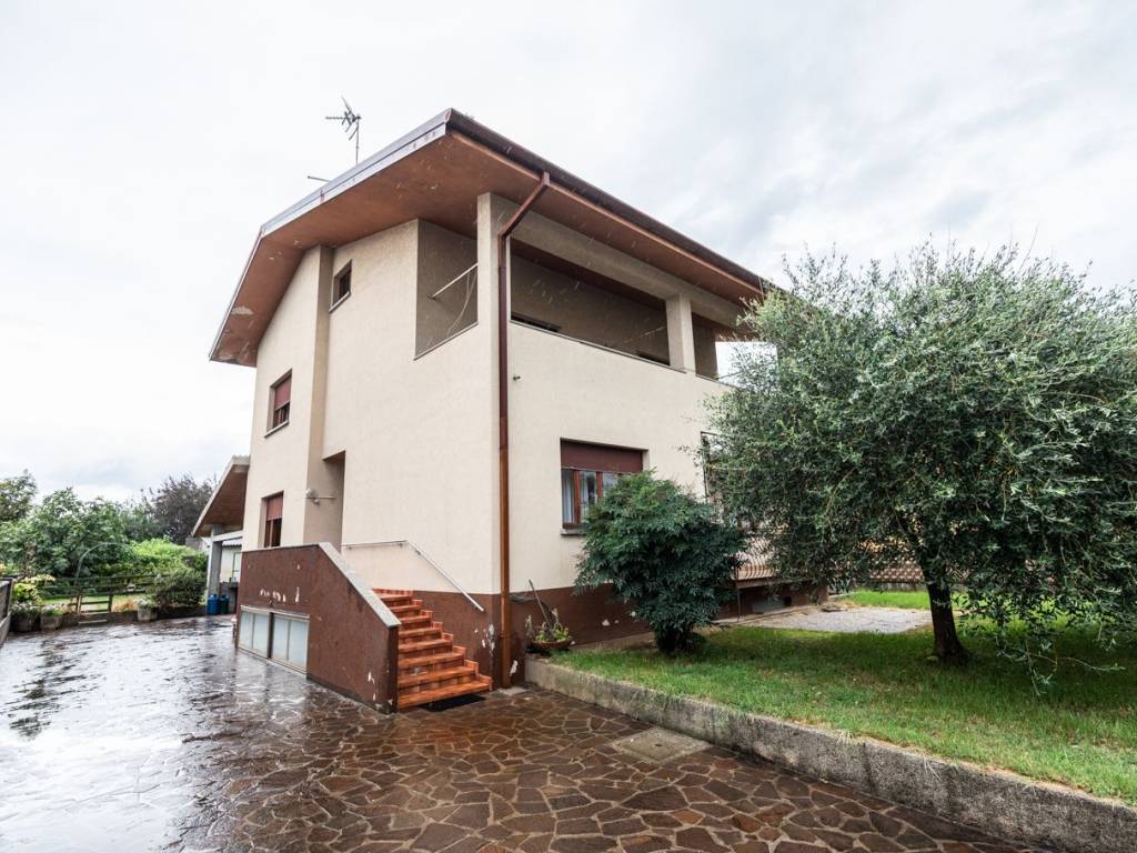 Villa a Pradamano in Via Jacopo Tomadini, 15 - Foto 3