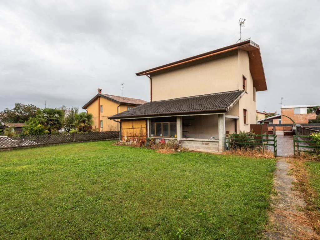 Villa a Pradamano in Via Jacopo Tomadini, 15 - Foto 4