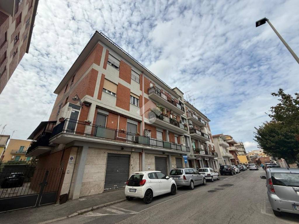 Appartamento a Aprilia in Via Meucci, 44 - Foto 2