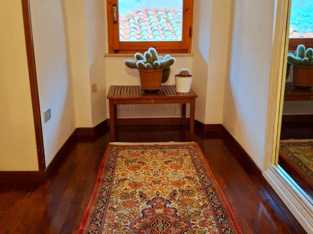 Appartamento a Abbadia san salvatore in via Filippo Neri, 54 - Foto 2