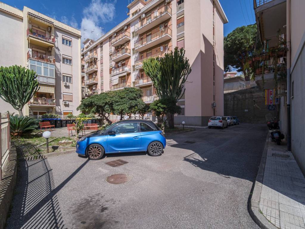 Appartamento a Messina in Via Olimpia - Foto 2