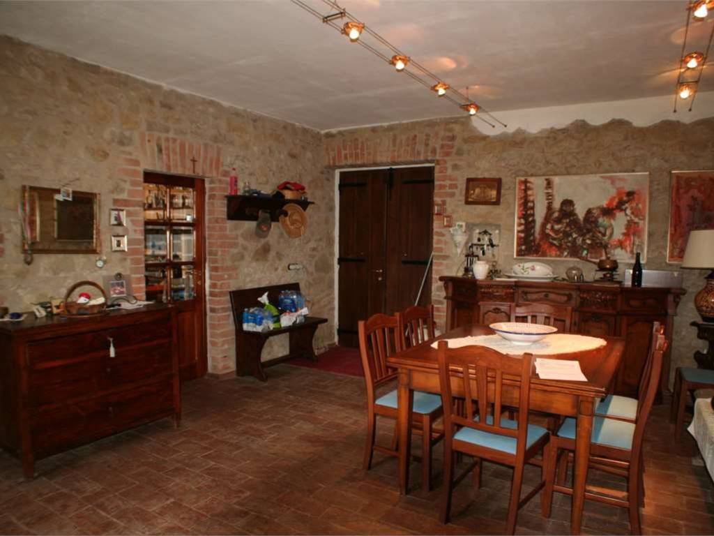 Rustico / casale a Perugia in Strada Colle Umbero Pontenese - 54 , 54 - Foto 2
