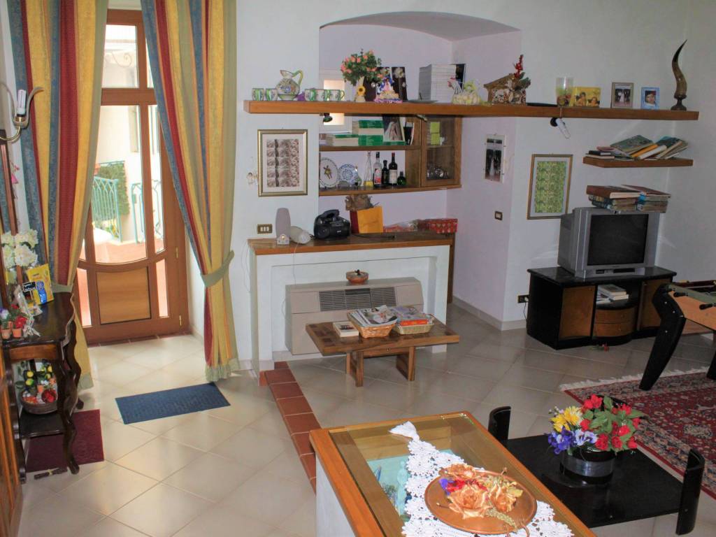 Casa indipendente a Santeramo in colle - Foto 5