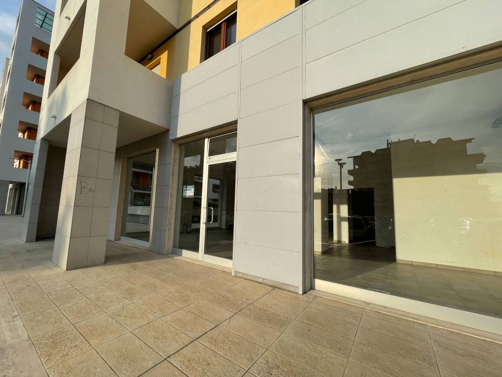 Immobile a San giovanni teatino in Galleria Karol Wojtyla - Foto 2