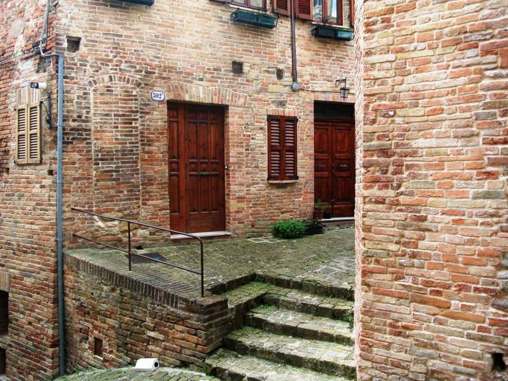 Appartamento a Sarnano in Via Francesco Baracca - Foto 2