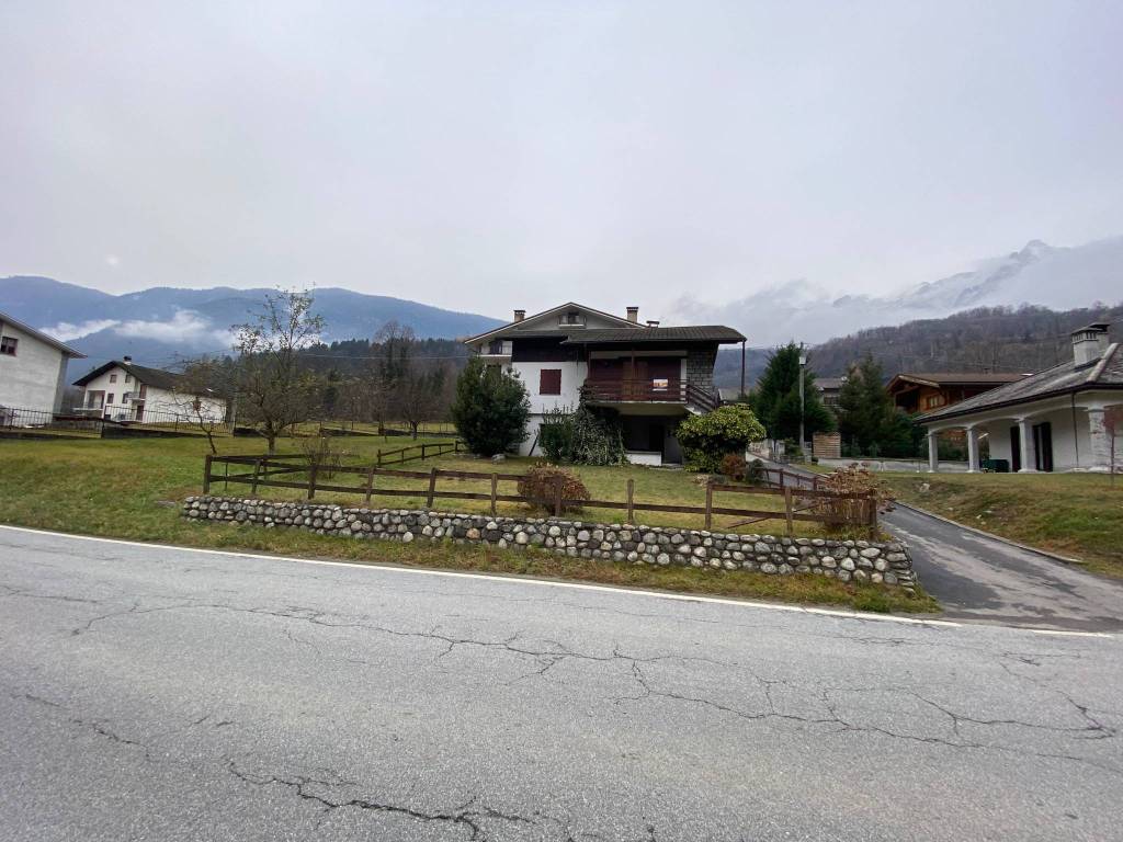 Villa a Crodo in Via Circonvallazione, 10 - Foto 4