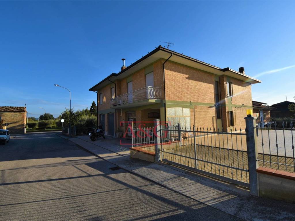 Appartamento a Servigliano in contrada chiarmonte - Foto 2