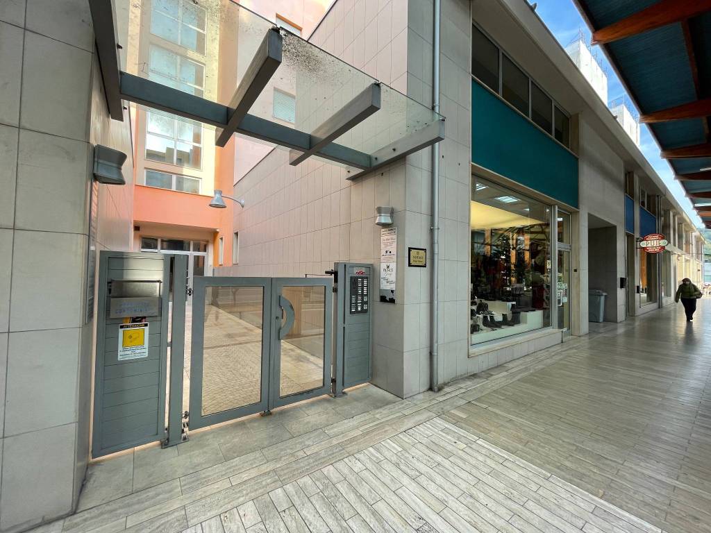 Immobile a San giovanni teatino in Galleria Karol Wojtyla - Foto 4