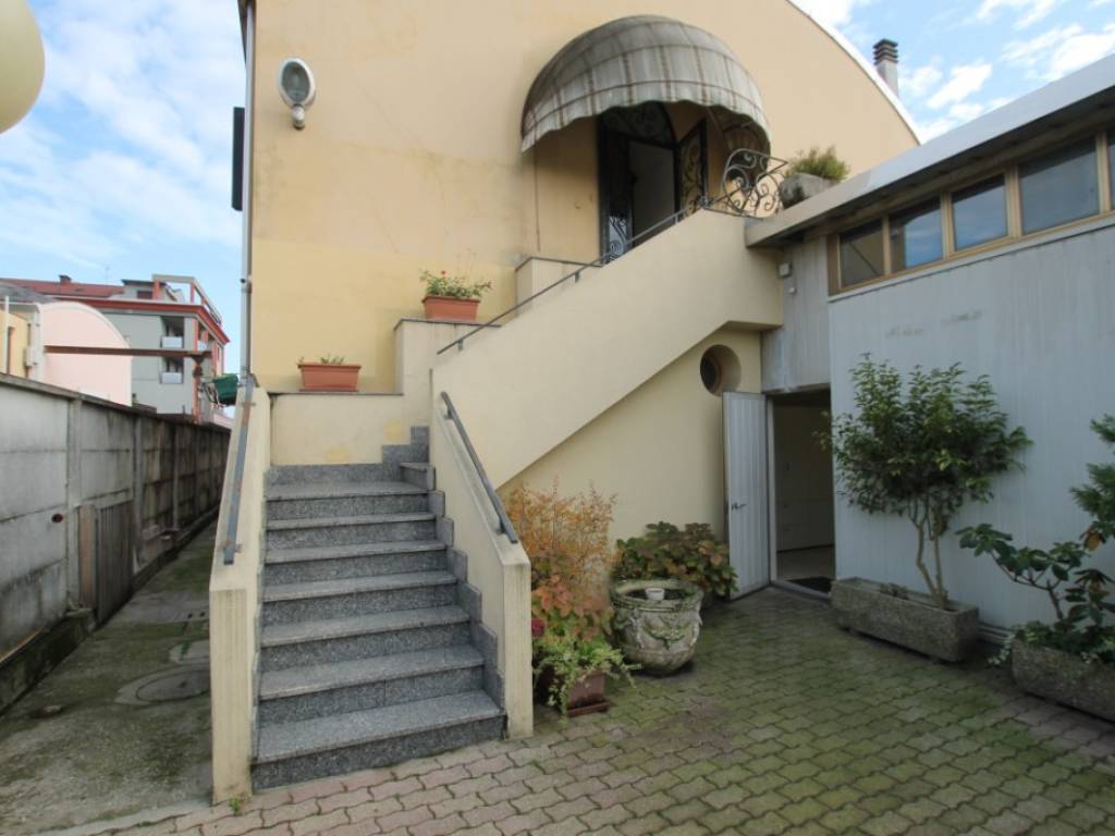 Palazzo / stabile a Ponte san nicolò - Foto 3