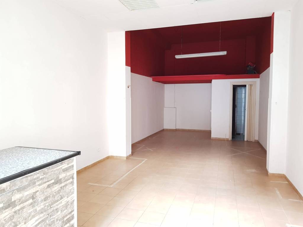 Immobile a Atripalda in Piazza Giuseppe Garibaldi - Foto 2