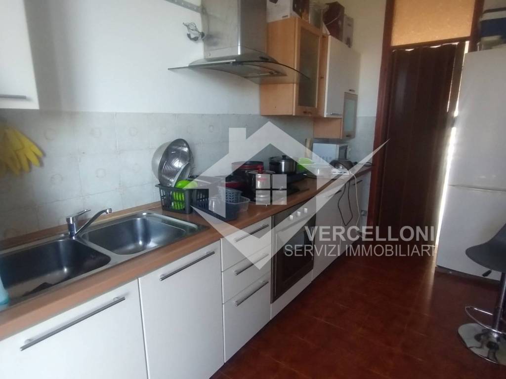 Appartamento a Novara in Via Boves - Foto 4