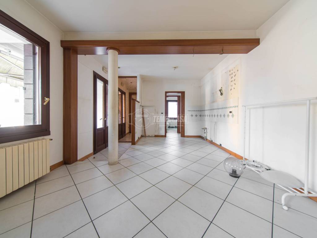 Appartamento a Abano terme in Via Arrunzio Stella - Foto 5