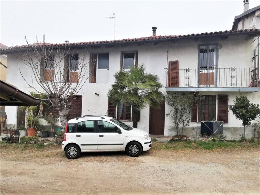 Casa indipendente a Calliano in Via Vittorio Emanuele II, 48 - Foto 2