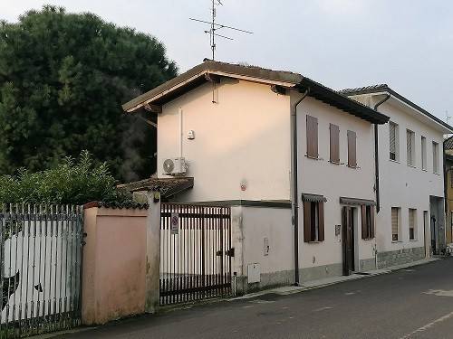 Casa indipendente a Palazzo pignano in VIA TORLINO , 18 - Foto 2