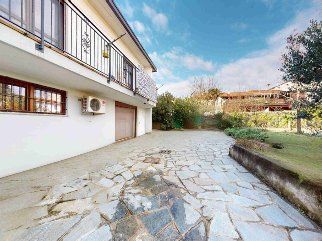 Villa a Tradate in Via Monte K2 - Foto 5