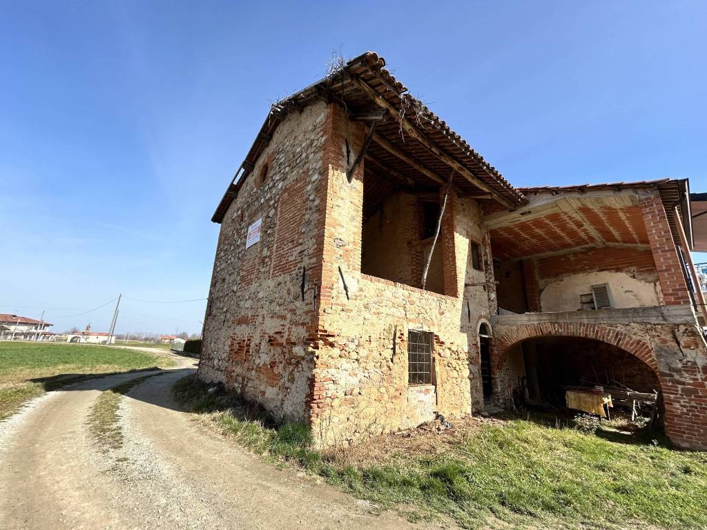 Rustico / casale a Pianfei in Via Viglioni, 1 - Foto 3