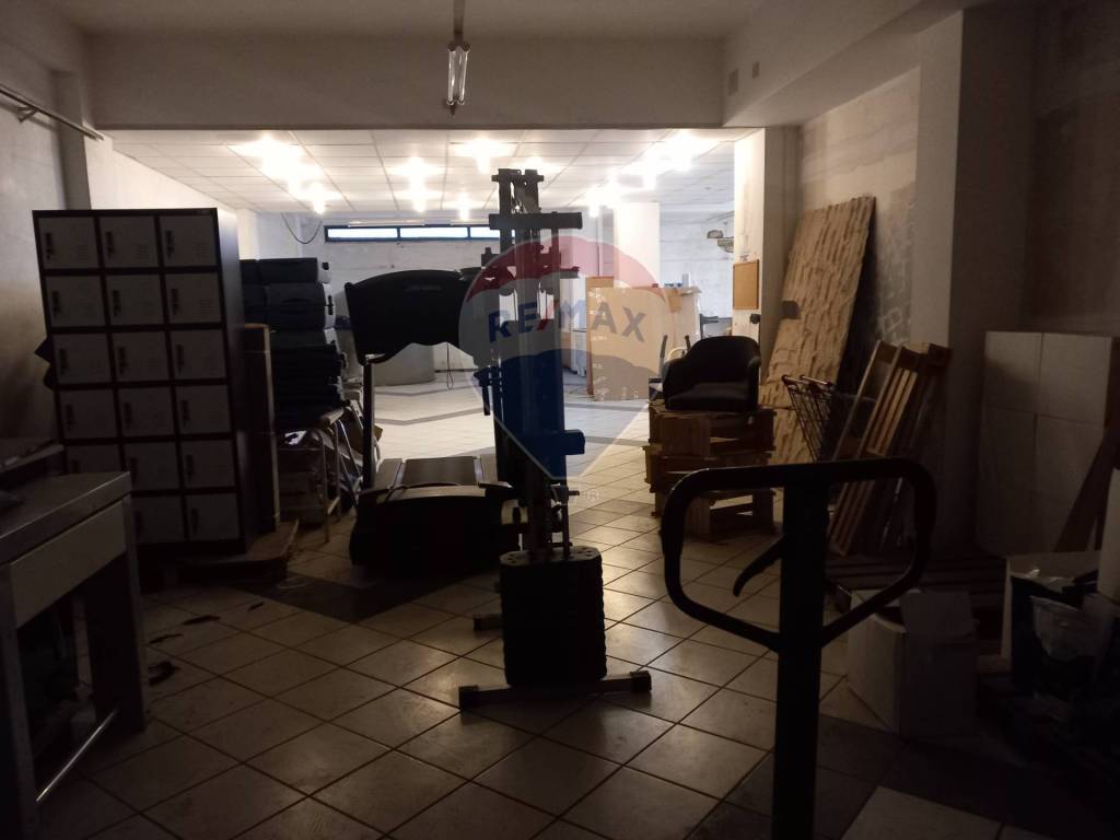 Box / garage a Vittoria in VIA CAVESTRO, 1 - Foto 5